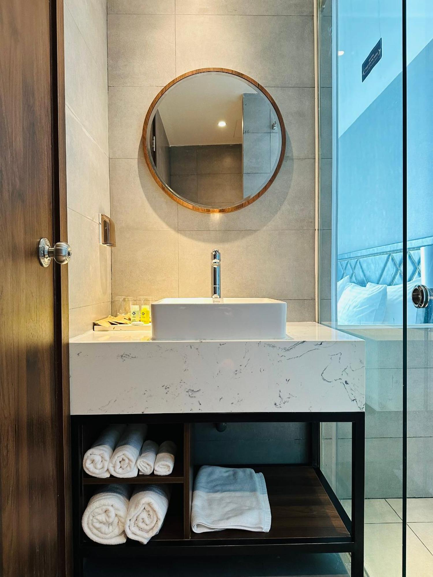 The Cam Ranh Oceanview Leilighet Eksteriør bilde